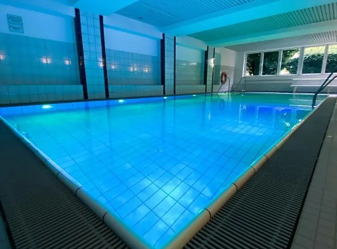 מלון Pop-up-hotel Schloss Haniel 3*