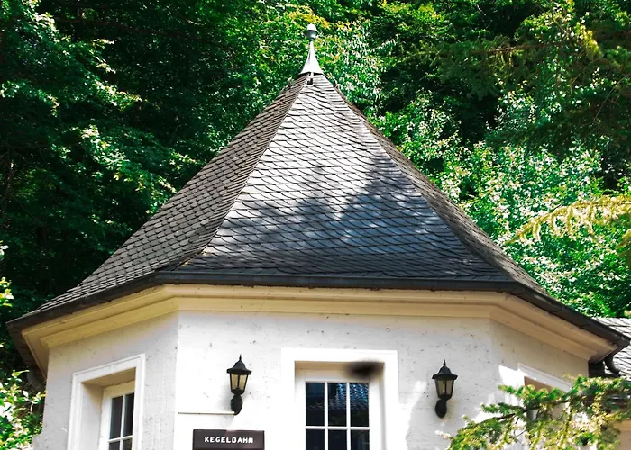 Pop-up-hotel Schloss Haniel מלון 3*