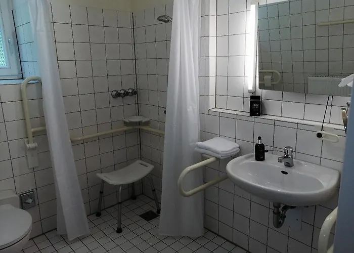 מלון Pop-up-hotel Schloss Haniel 3*