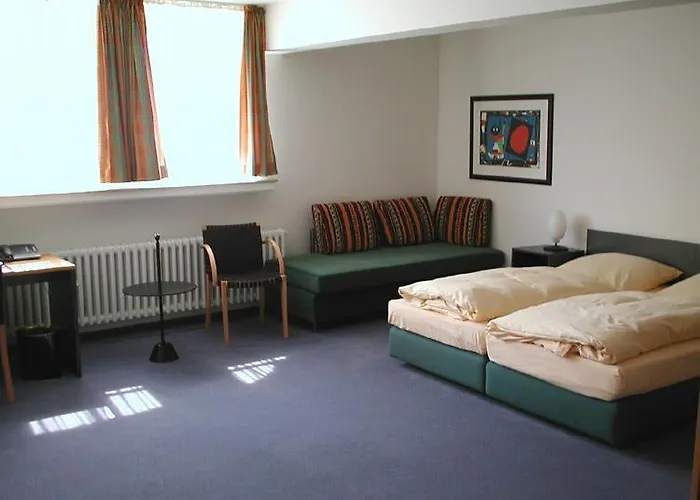 מלון Pop-up-hotel Schloss Haniel 3*